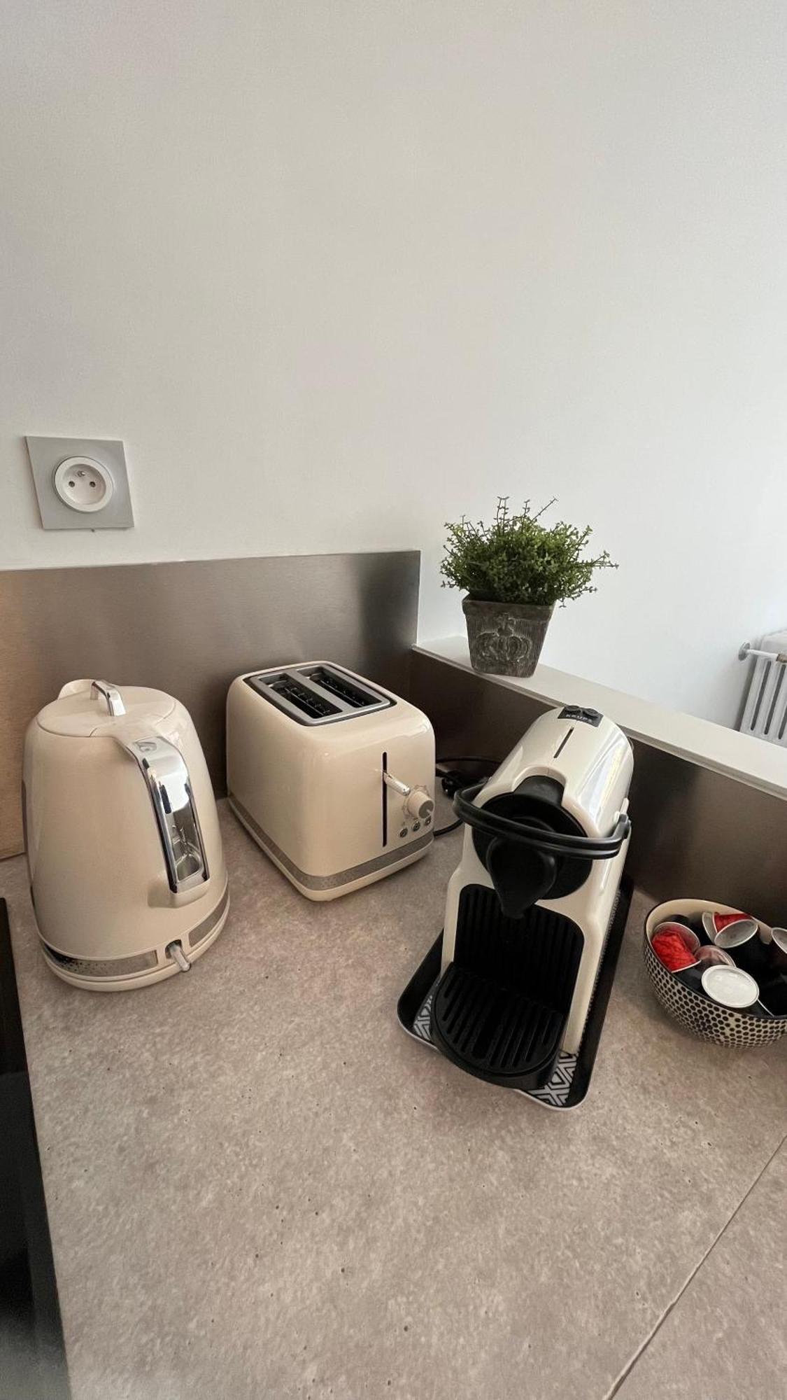 Appartement De Charme Байо Екстериор снимка